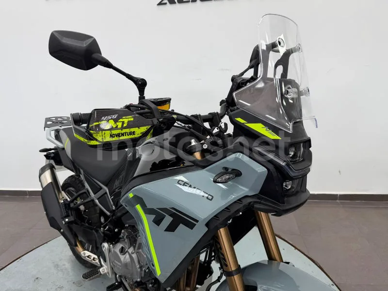 CFMOTO 450MT - Vista 21