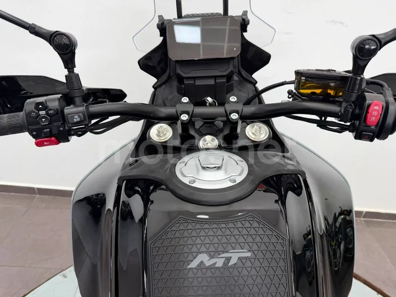 CFMOTO 450MT - Vista 9