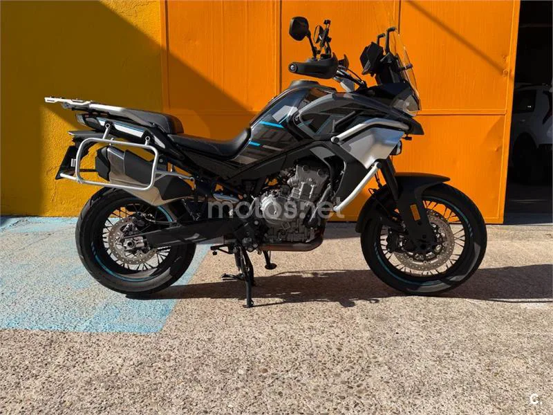 CFMOTO 800MT 7500 € 2025 Valladolid - 1