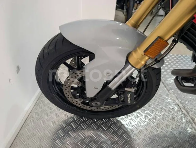 BMW F 900 R - Vista 17