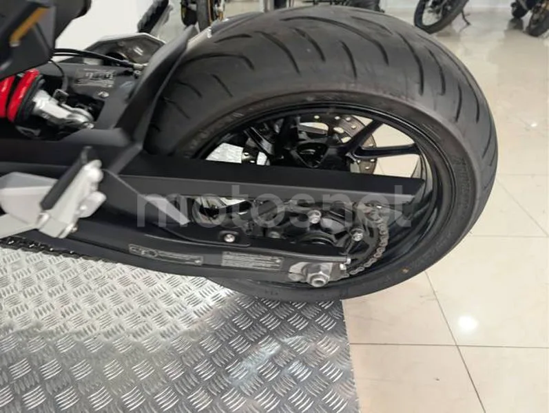BMW F 900 R - Vista 22