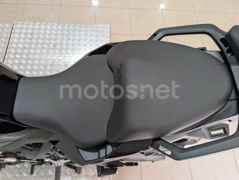 BMW S 1000 XR - Vista 18