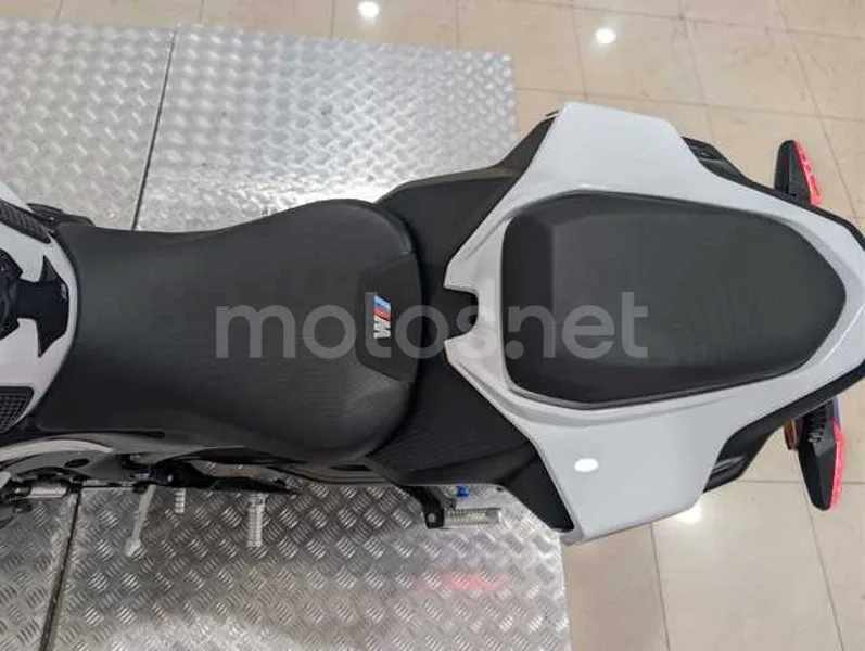 BMW S 1000 RR - Vista 18