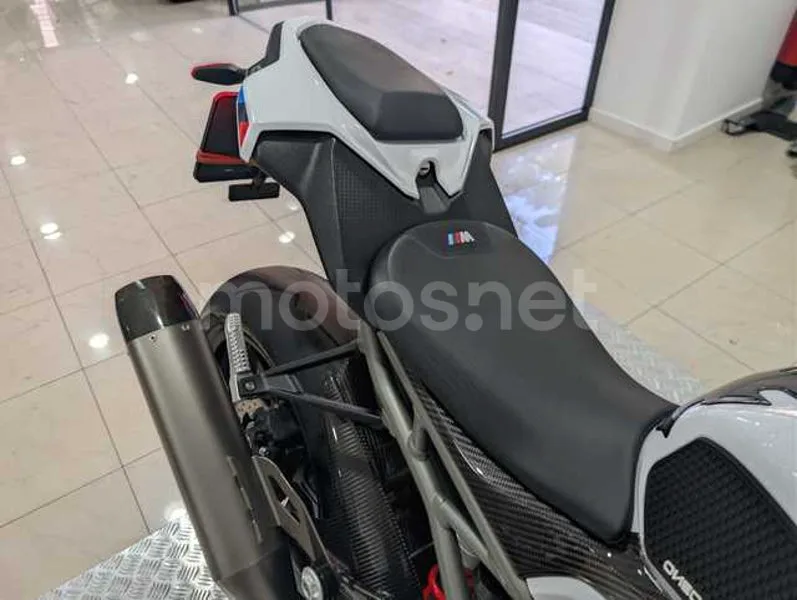 BMW S 1000 RR - Vista 19