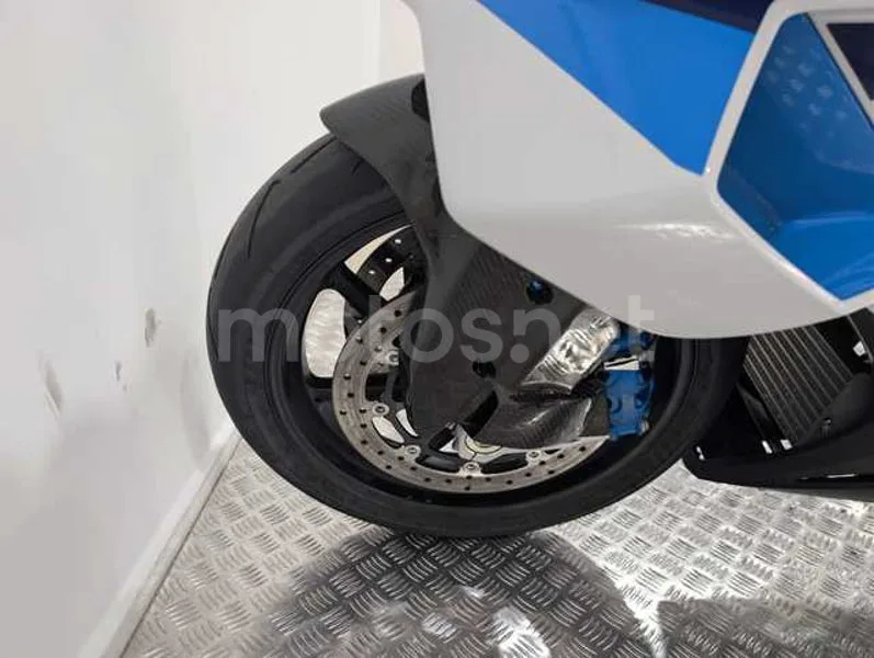 BMW S 1000 RR - Vista 22
