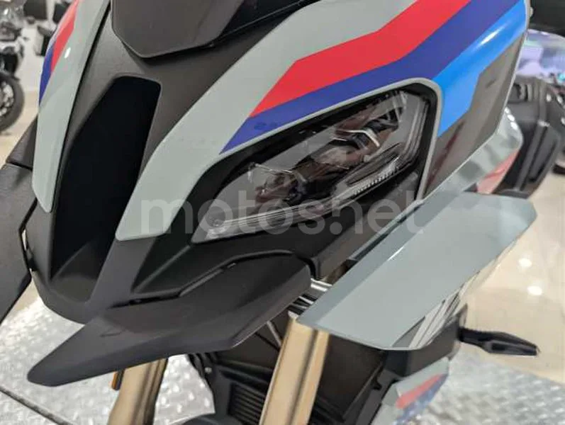 BMW S 1000 XR - Vista 16