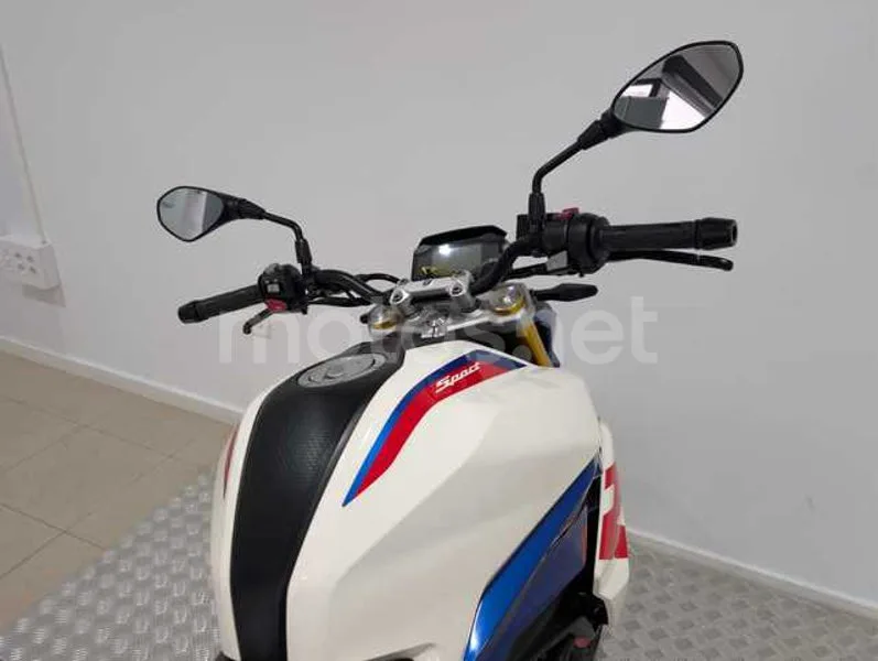 BMW G 310 R - Vista 14