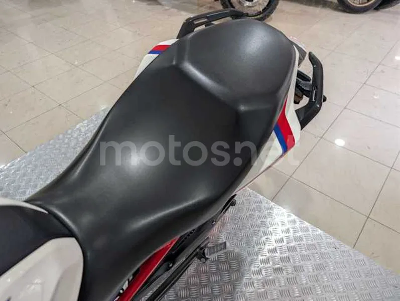 BMW G 310 R - Vista 18