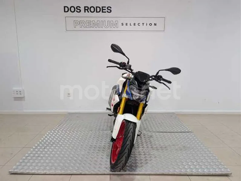 BMW G 310 R - Vista 3