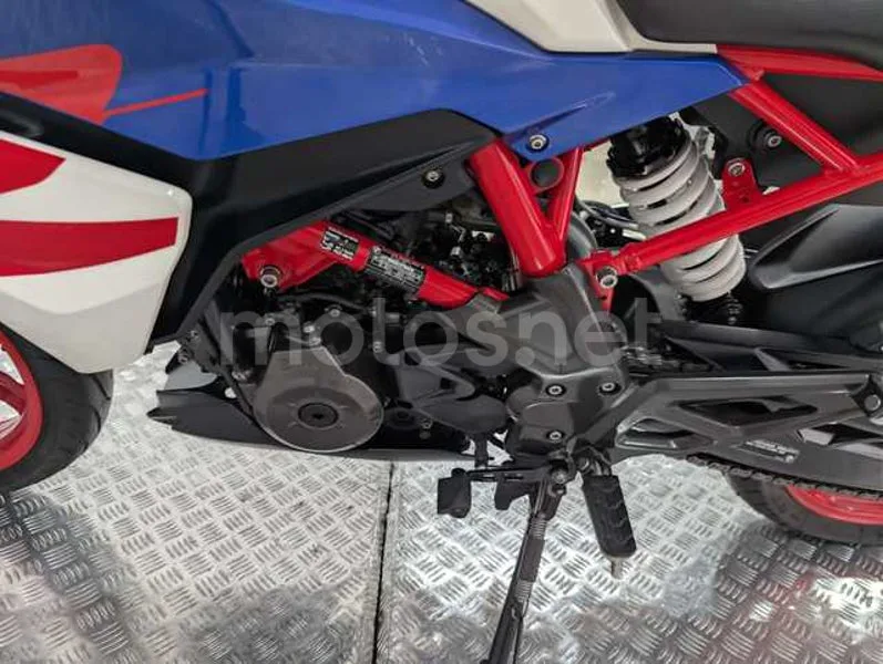 BMW G 310 R - Vista 21