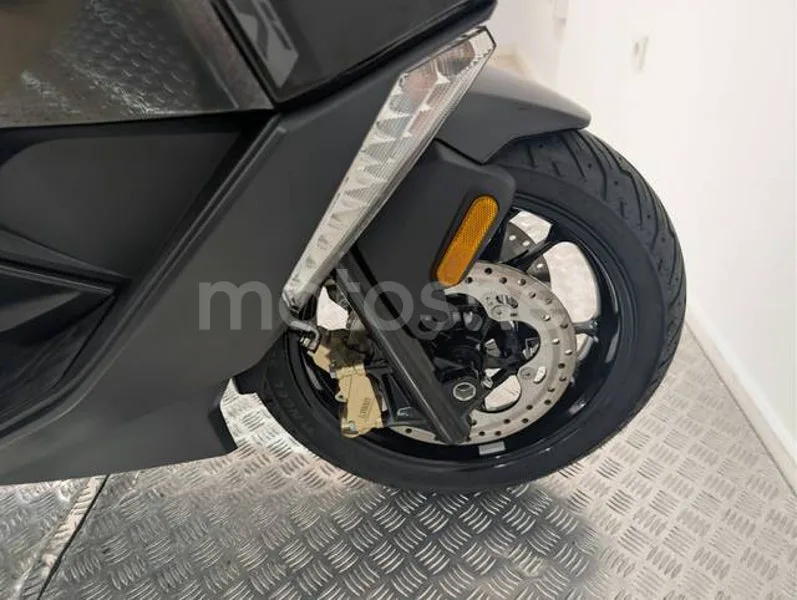 BMW C 400 GT - Vista 18