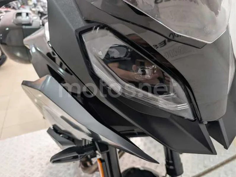 BMW F 900 XR - Vista 15