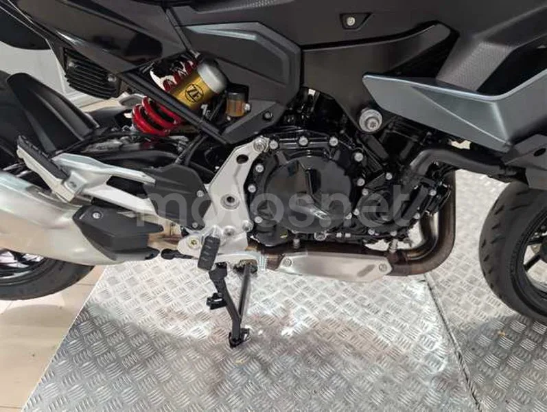BMW F 900 XR - Vista 20