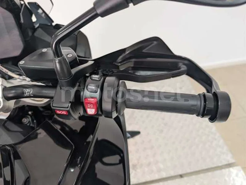 BMW S 1000 XR - Vista 11