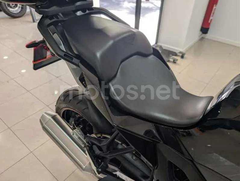 BMW S 1000 XR - Vista 17