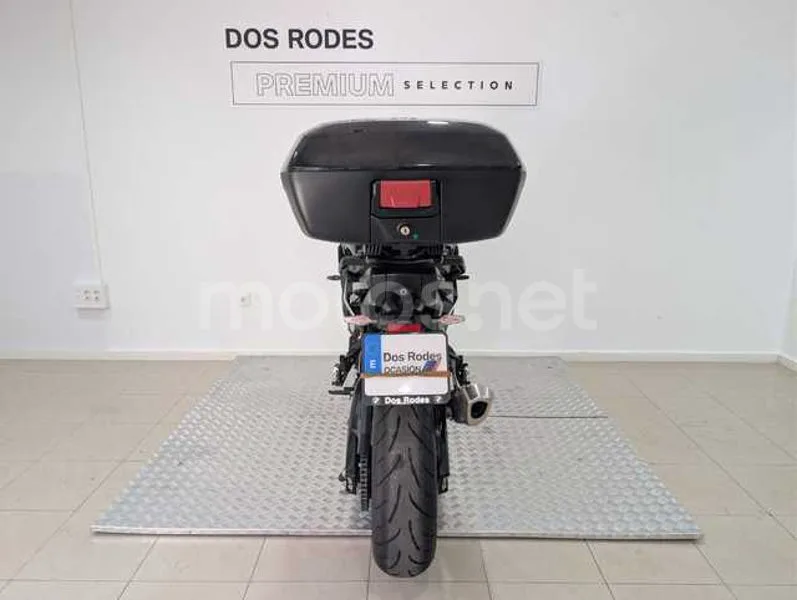 BMW S 1000 XR - Vista 8
