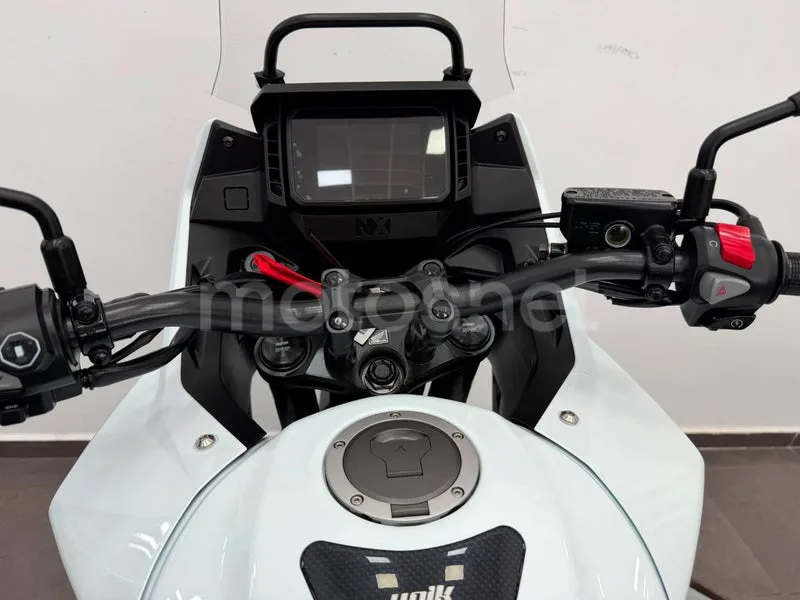 Honda NX500 - Vista 10