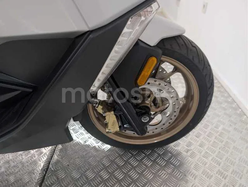 BMW C 400 GT - Vista 23