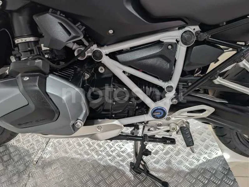 BMW R 1250 R - Vista 21
