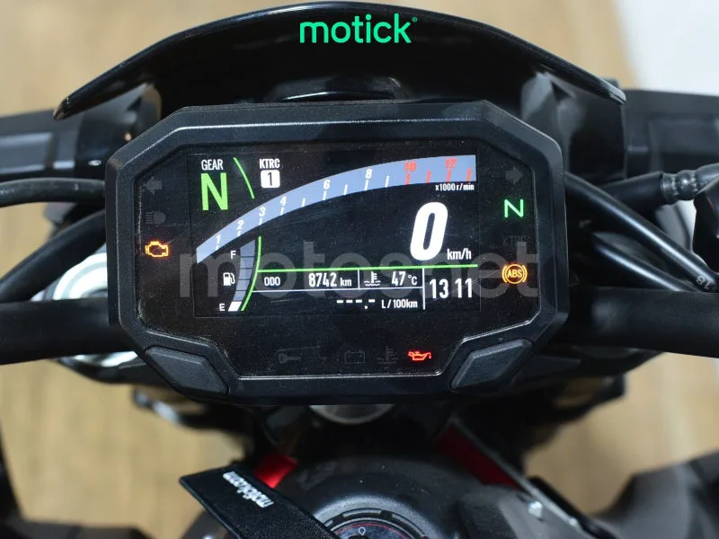 Kawasaki Z900 - Vista 5