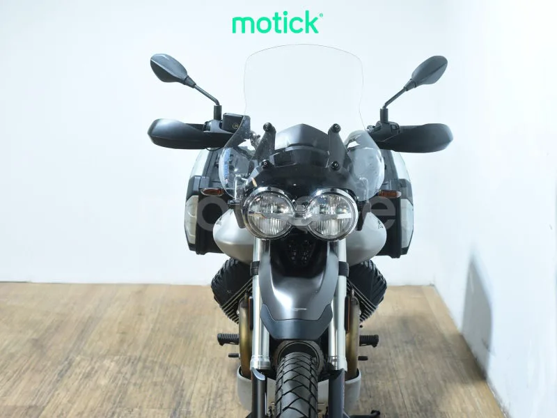 Moto Guzzi V85 TT - Vista 11