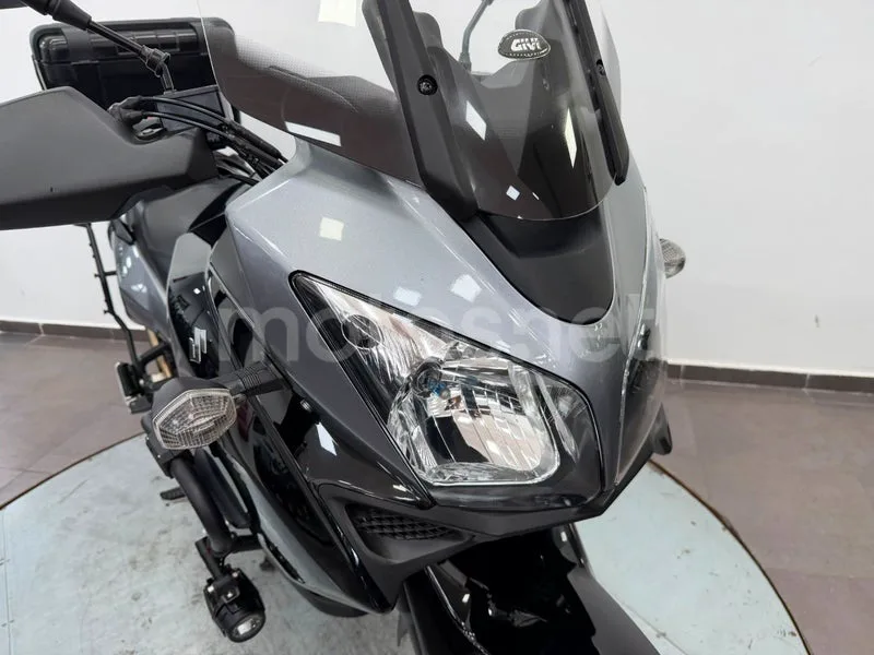 Suzuki V-Strom 1000 - Vista 22