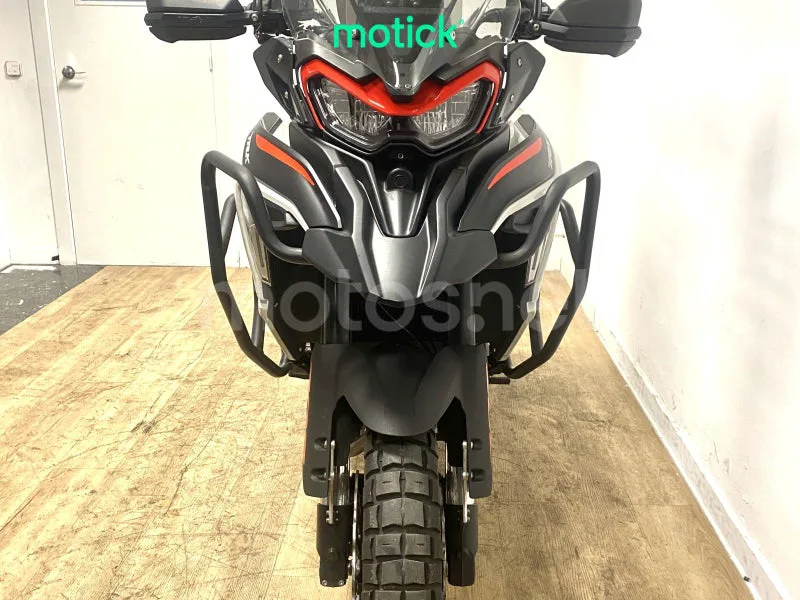 Benelli TRK 702 X - Vista 10