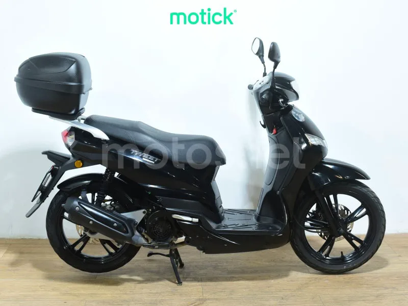 Peugeot Tweet 125 1690 € 2023 Sevilla - 2
