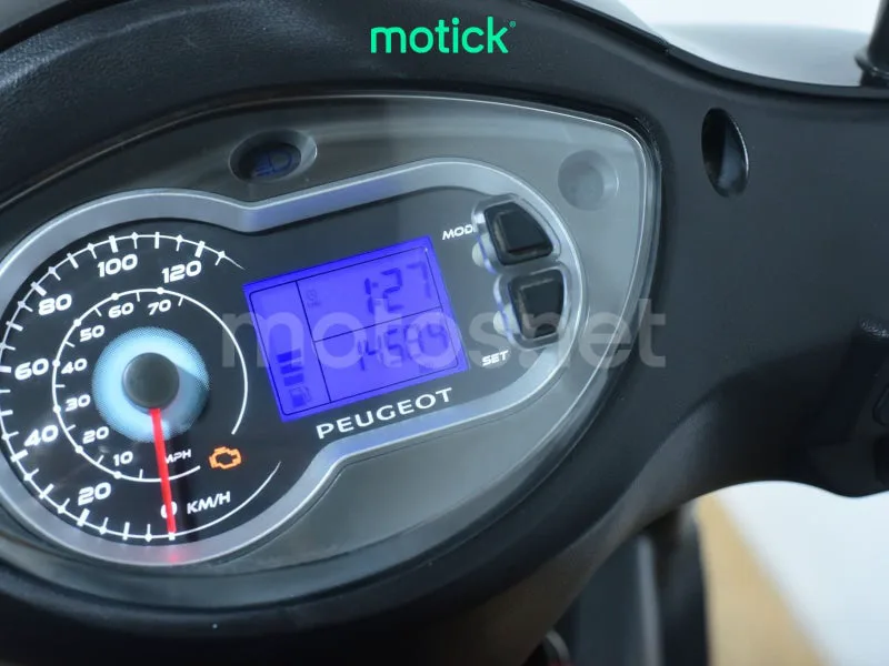 Peugeot Tweet 125 - Vista 5