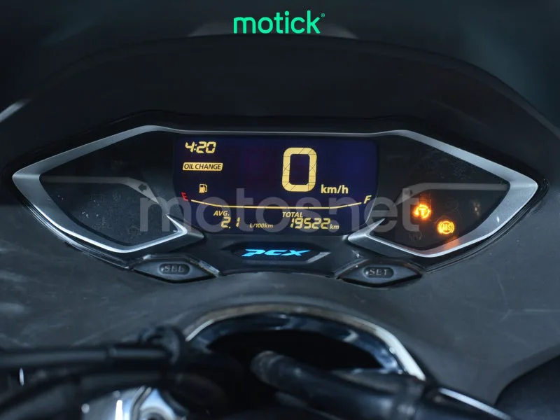 Honda PCX125 - Vista 5