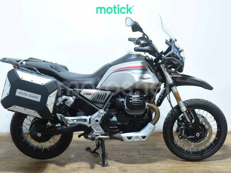 Moto Guzzi V85 TT 6260 € 2022 Sevilla - 2
