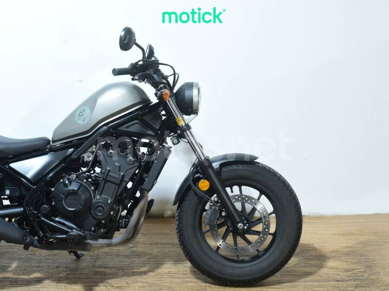 Honda Rebel 500 - Vista 4