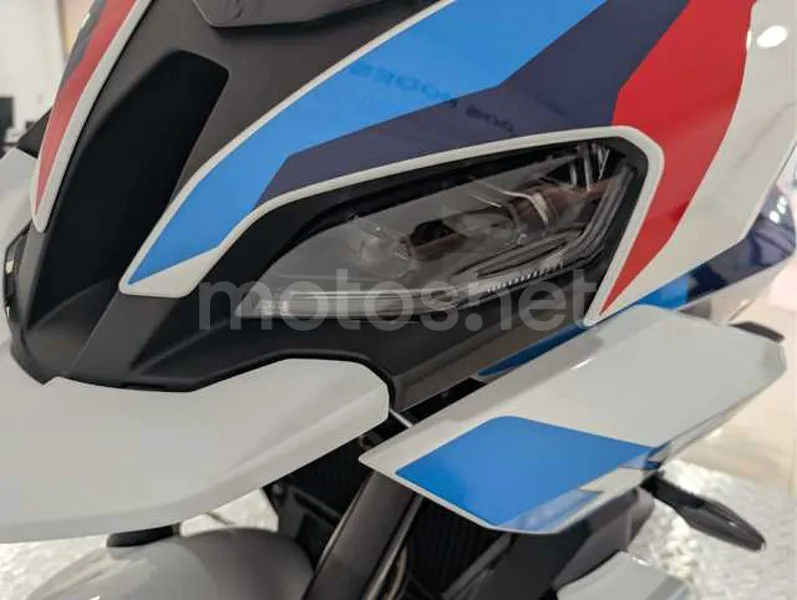 BMW M 1000 XR - Vista 16