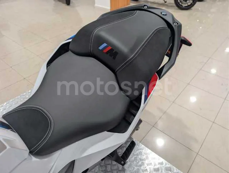 BMW M 1000 XR - Vista 19