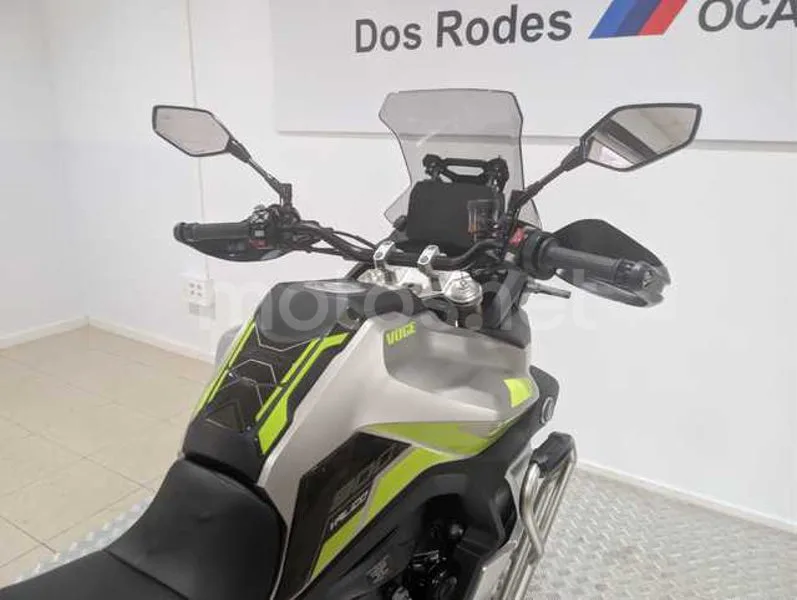 Voge 900DSX - Vista 14