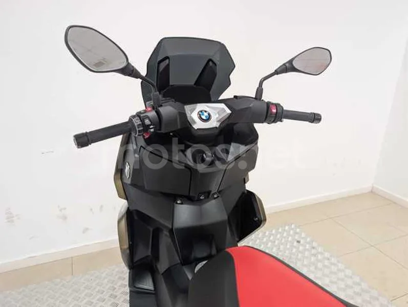 BMW C 400 X - Vista 13