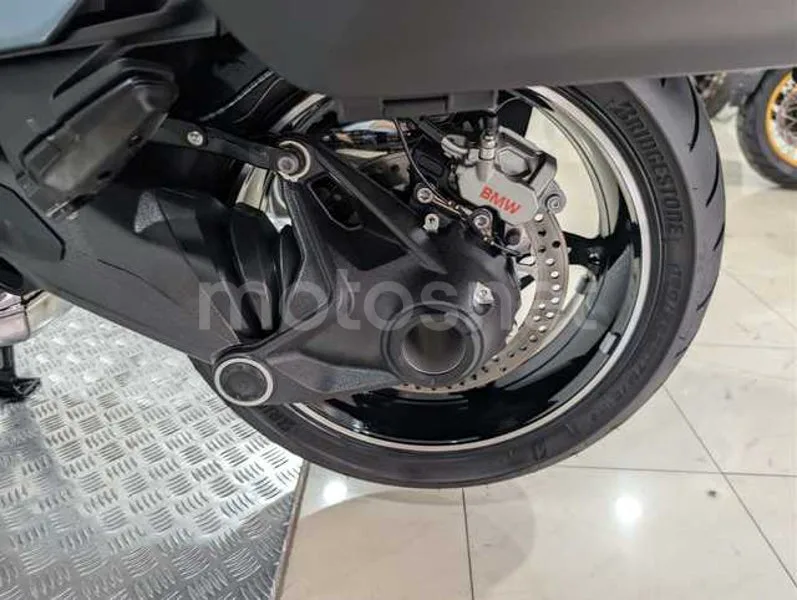 BMW R 1300 RT - Vista 25