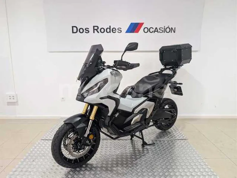 Honda X-ADV 10.990 € 2024 Valencia - 2