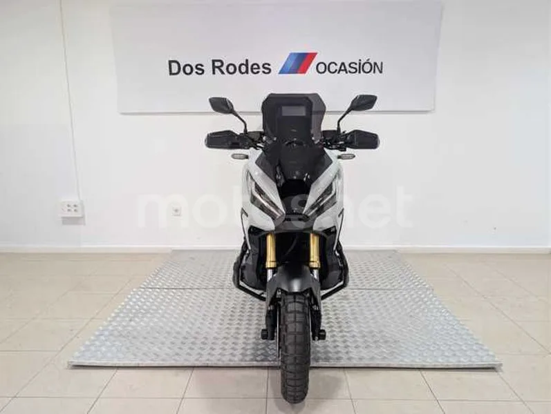 Honda X-ADV - Vista 3