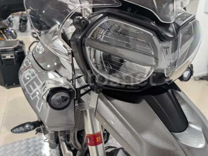 Triumph Tiger 800 - Vista 15