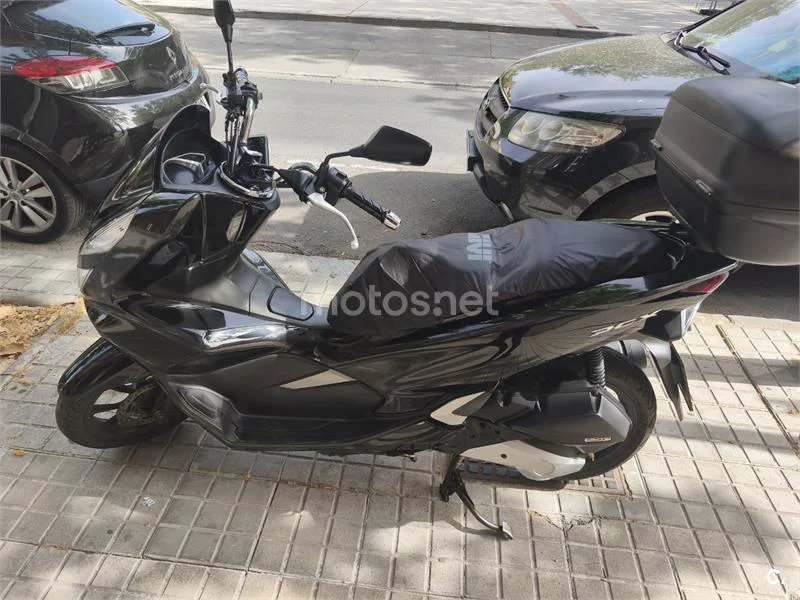 Honda PCX125 - Vista 5
