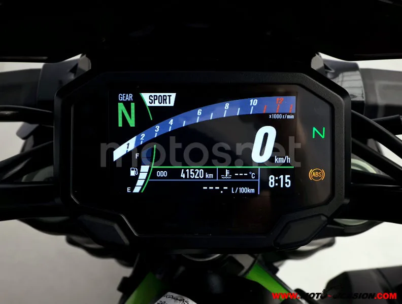 Kawasaki Z900 - Vista 6