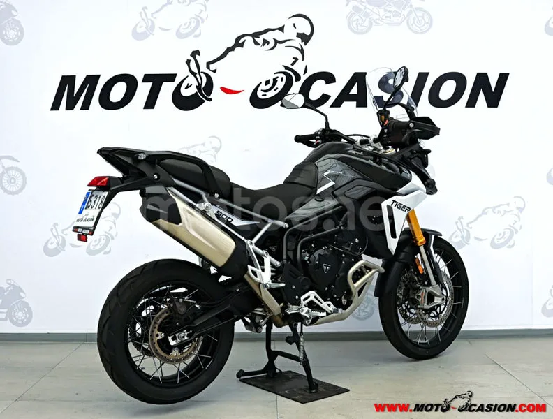 Triumph Tiger 900 - Vista 3