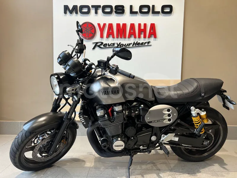 Yamaha XJR1300 - Vista 6