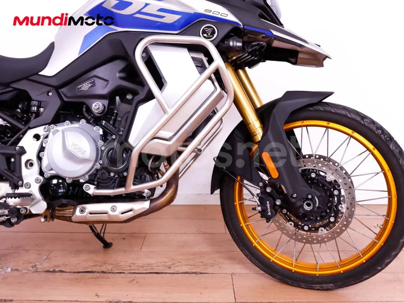 Voge 900DSX - Vista 19