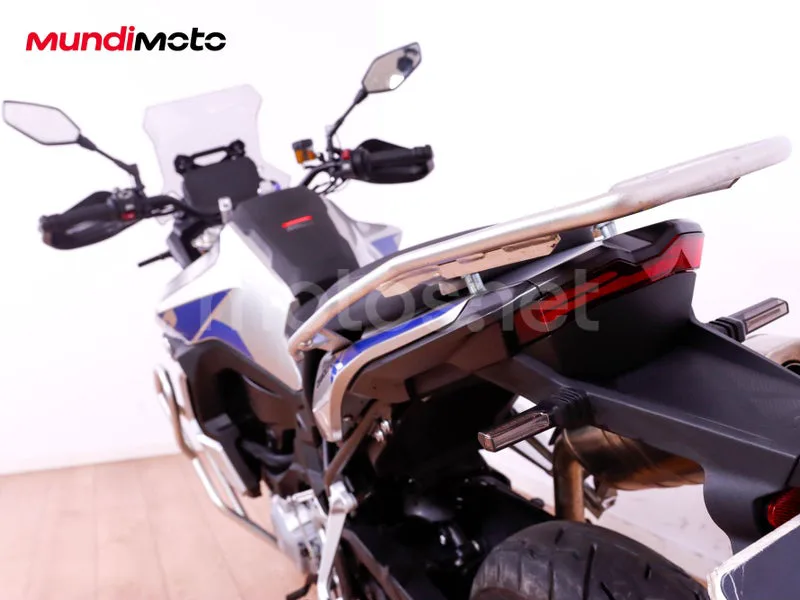 Voge 900DSX - Vista 9