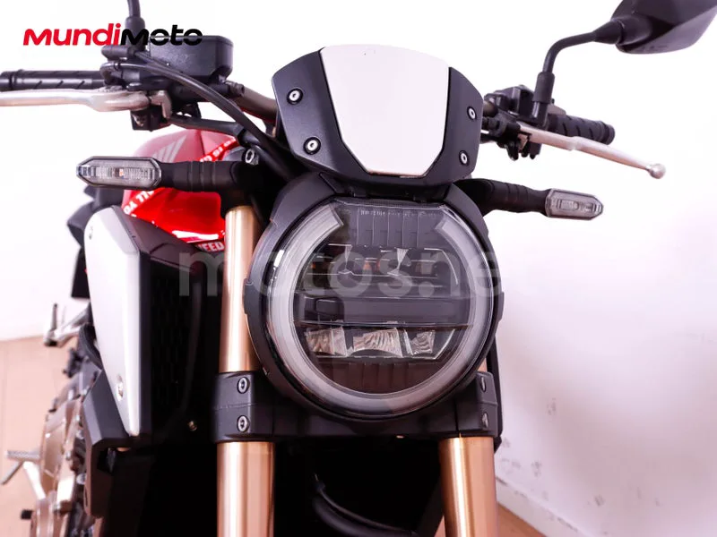 Honda CB650R - Vista 5