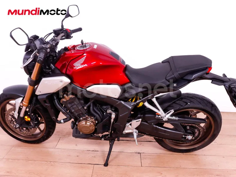 Honda CB650R - Vista 6