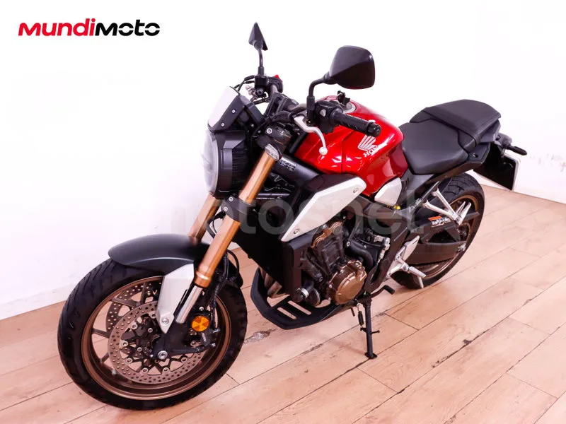 Honda CB650R - Vista 7