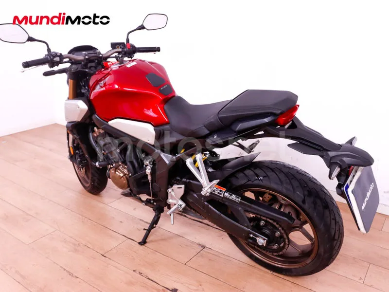 Honda CB650R - Vista 8